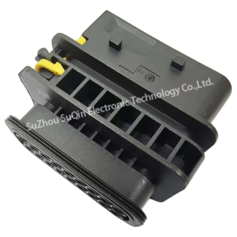 Isometric profile perspective of 1-1564412-1 heavy duty sealed male automotive housing spotlighting the durable PBT GF30 outer shell and integrated mounting slide tracks.