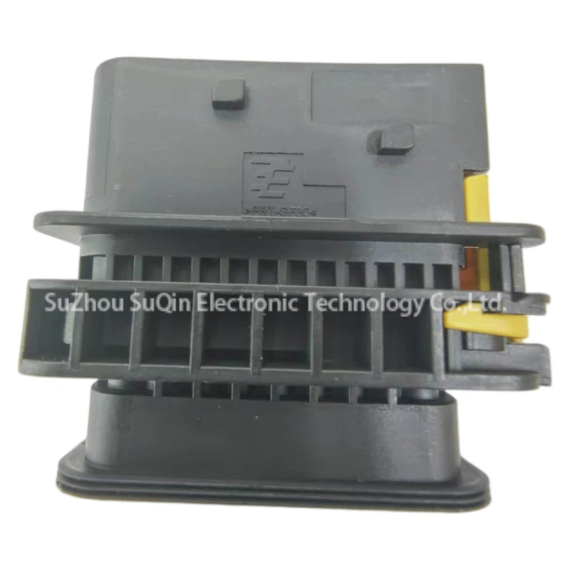 Rear view focus on the wire entry seal face of 1-1564412-1 18-pin rectangular connector detailing the integrated wire-to-wire terminal cavities with 4mm centerline grid spacing.
