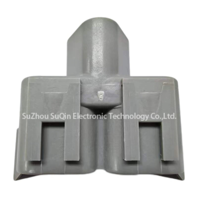 Side profile of AT04-3P-RY01 highlighting the secure latch holder for anti-vibration locking.