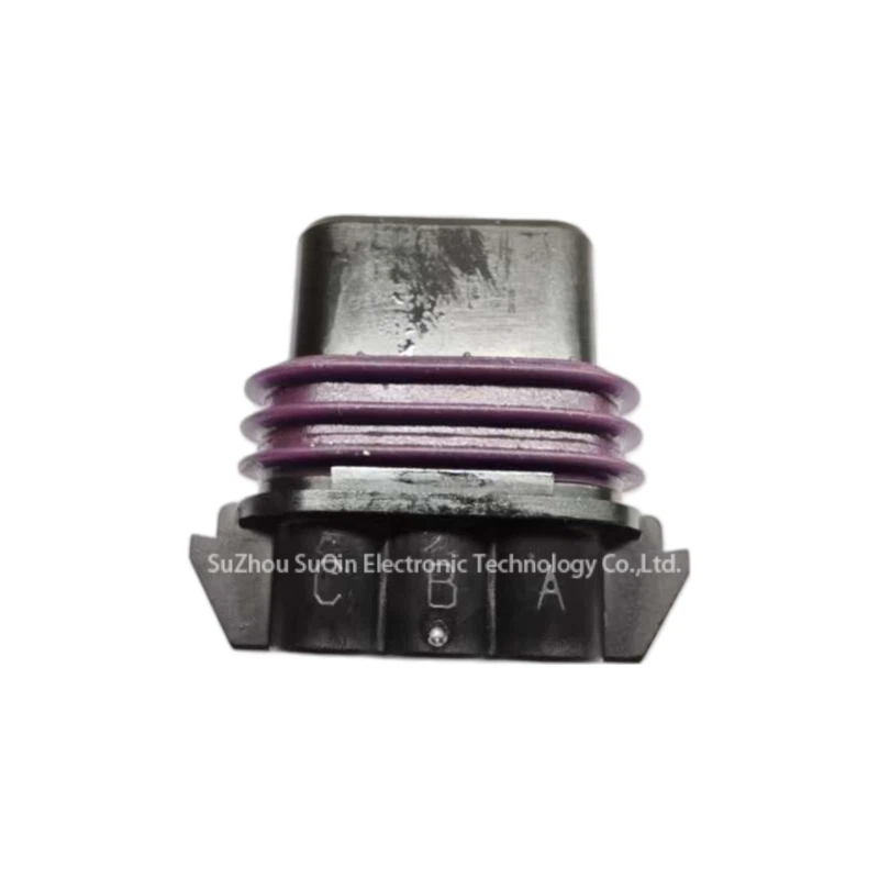 Side profile of 12110293 highlighting the primary locking latch and external nylon ribs.