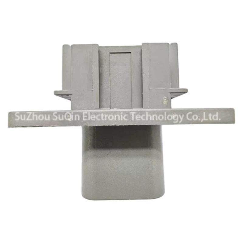 Side profile of DT04-08PA highlighting the rugged PA GF housing and integrated locking latch.Side profile of DT04-08PA highlighting the rugged PA GF housing and integrated locking latch.
