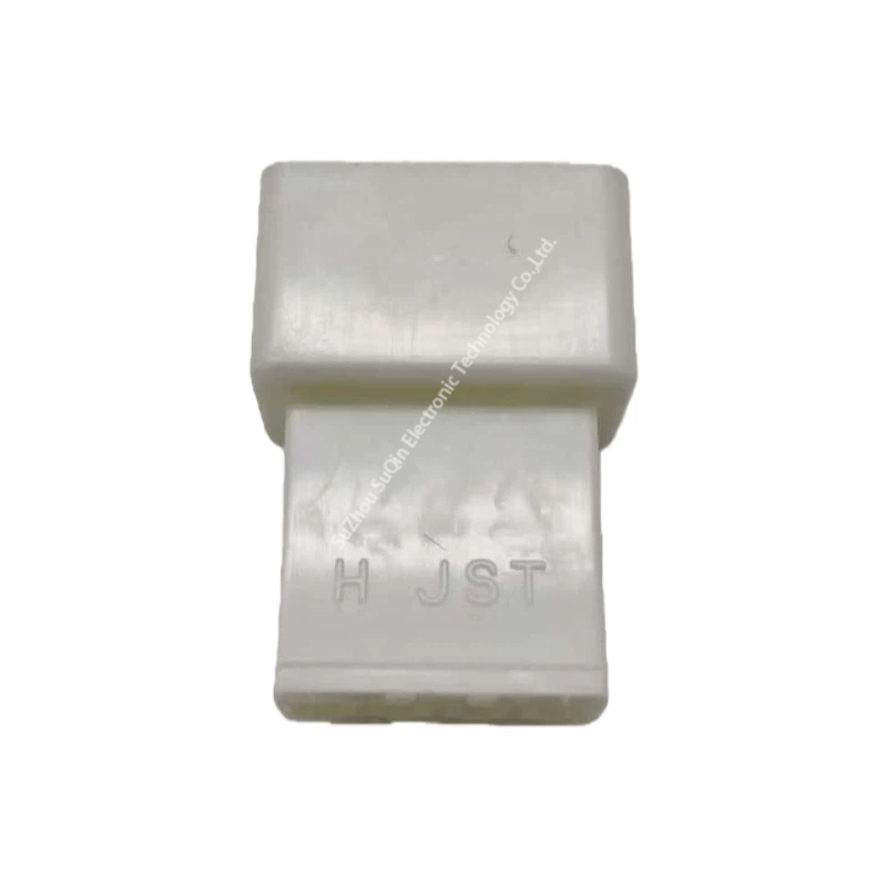 Rückansicht des JST SMR-04V-N mit 4 Crimpanschlussbuchsen für weibliche Stecker.