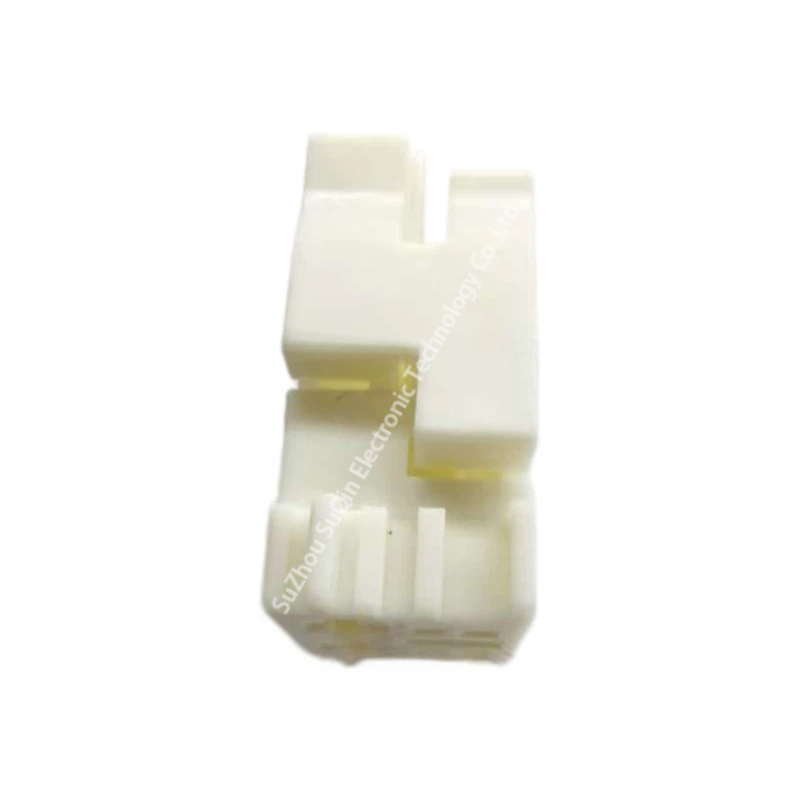 Side profile look of the natural color TE 2-2141047-5 receptacle housing displaying external alignment ribs and structural slots.