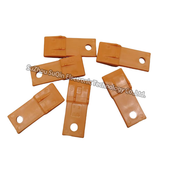 PB871-04900 : SUPPORT Connecteur Automobiles NMWP(090) POUR APTIV