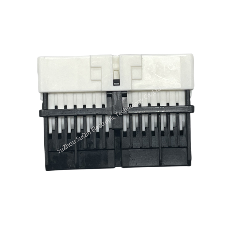 سوکت کانکتور کابل KUM، کانکتور خودرویی HK115-28011، غلاف کانکتور