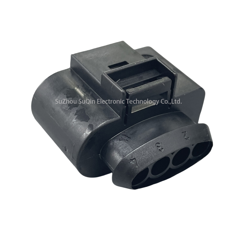 4B0973724 | Carcasa de bobina de encendido de Audi, conector de 4 pines