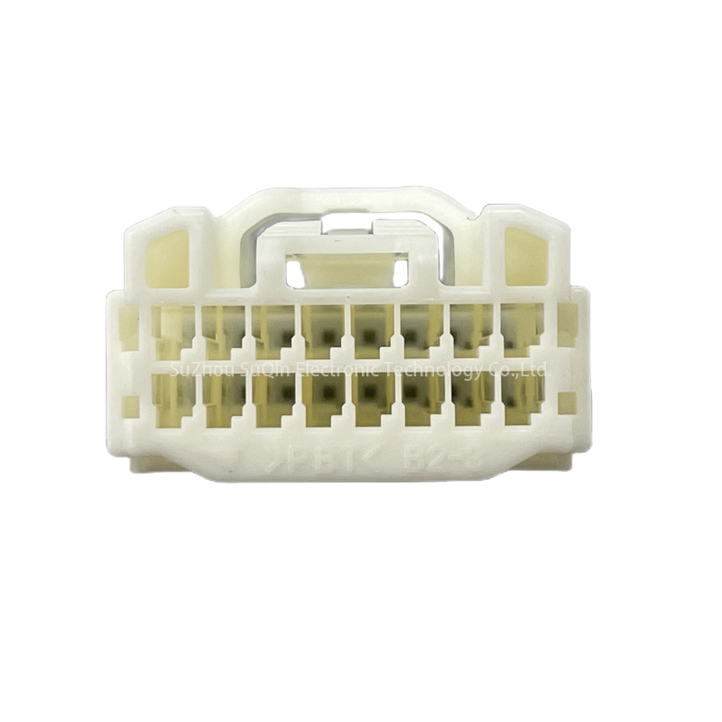 16 pin female electrical automotive wire harness connector 7283-7596